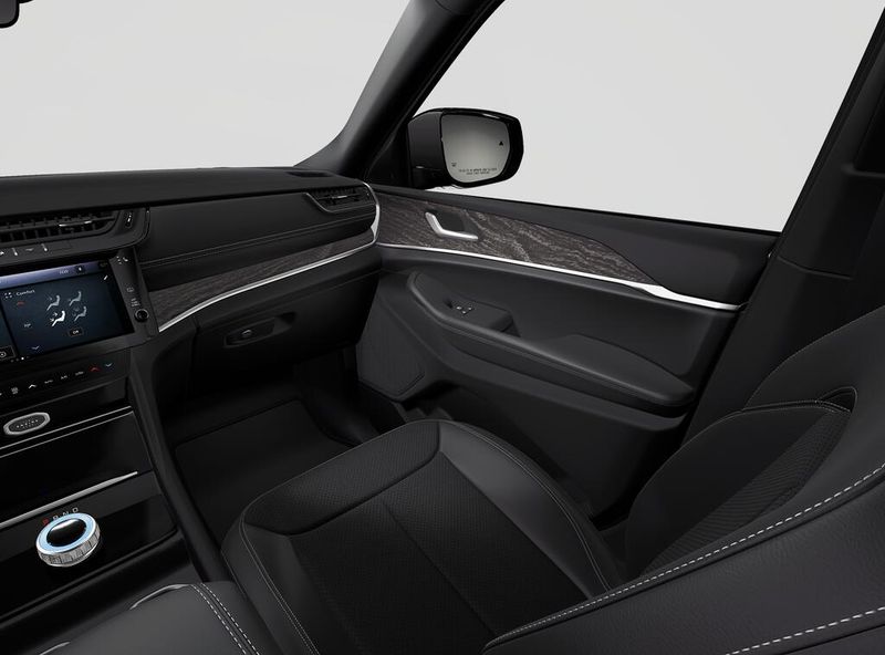 New 2027 Jeep Grand Cherokee L Laredo Altitude 4x2Image 7