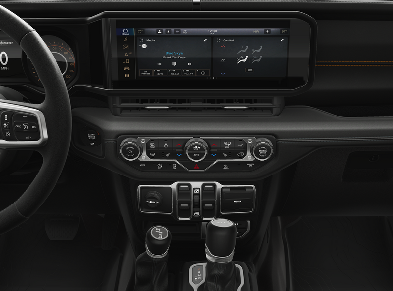 2025 Jeep Gladiator Sport photo 3