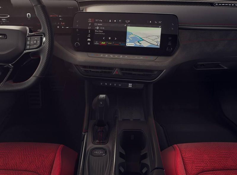 New 2026 Dodge Charger Scat Pack Plus 2-door AwdImage 5