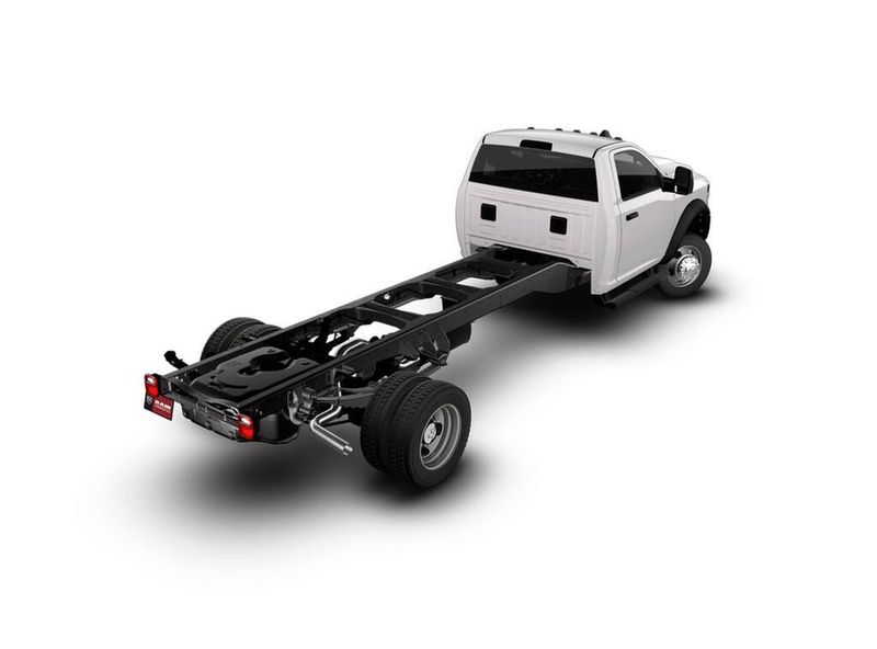 New 2026 RAM 5500 Tradesman Chassis Regular Cab 4x2 120' Ca