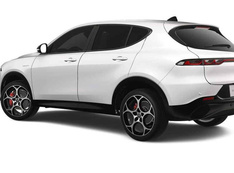 2025 Alfa Romeo Tonale AwdImage 2