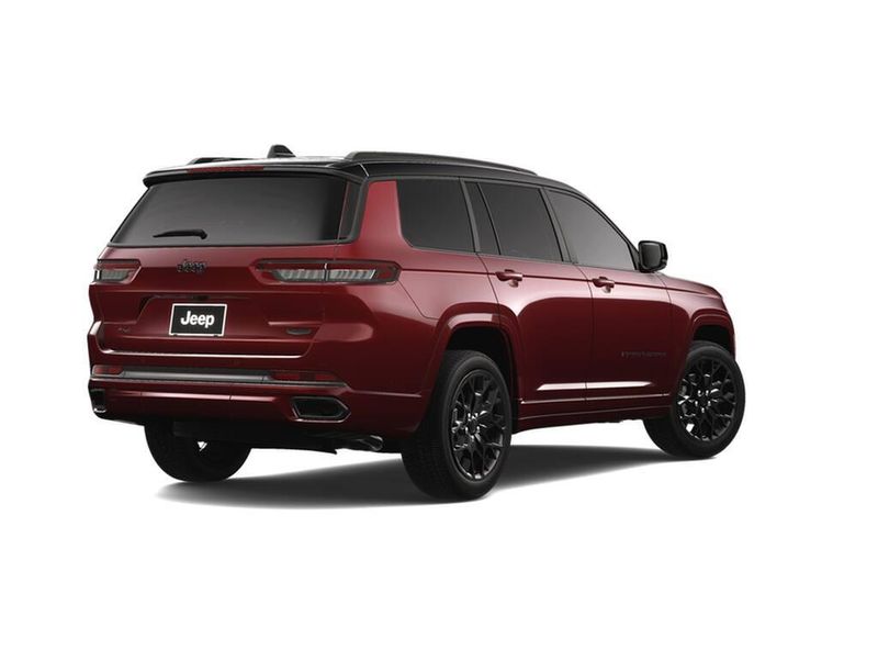 2025 Jeep Grand Cherokee L Summit Reserve 4x4Image 2