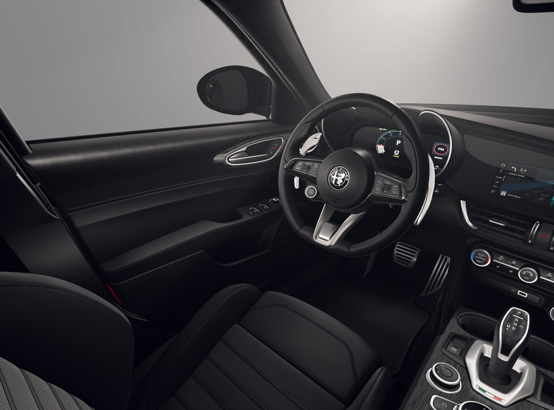 New 2026 Alfa Romeo GiuliaImage 8