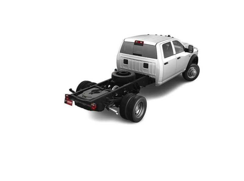 2025 Ram 4500 Tradesman photo 2