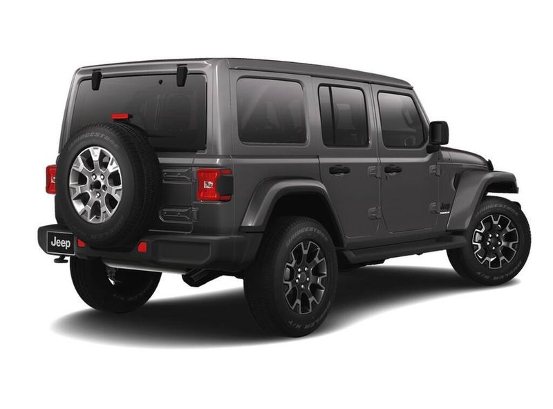 2025 Jeep Wrangler 4-door SaharaImage 2