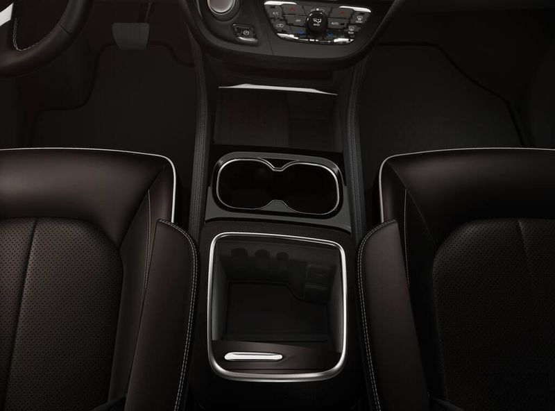 New 2026 Chrysler Pacifica LimitedImage 4