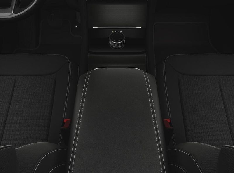 New 2025 Jeep Grand Cherokee Laredo X 4x4