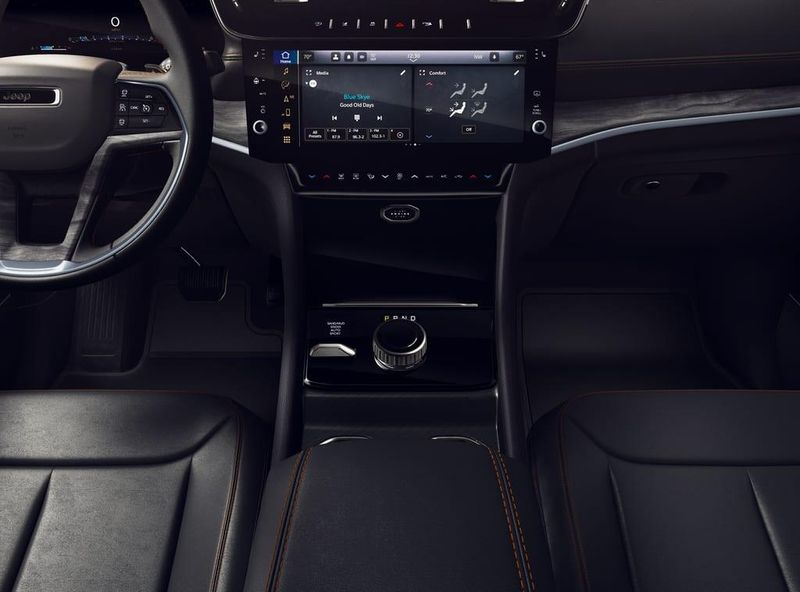 New 2026 Jeep Grand Cherokee 85th Anniversary Edition 4x4