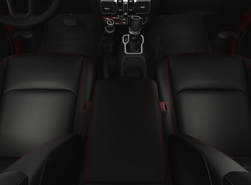 2025 Jeep Wrangler 4-DOOR RUBICON XImage 4
