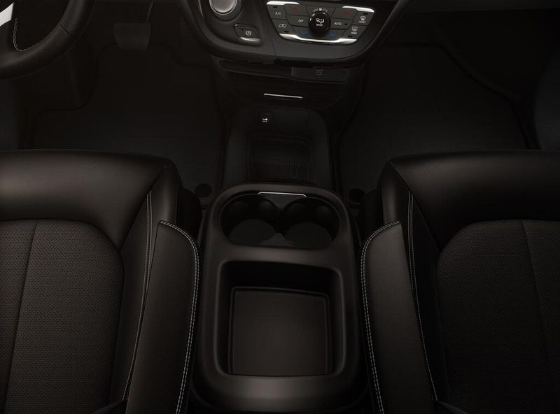 2026 Chrysler Pacifica photo 3