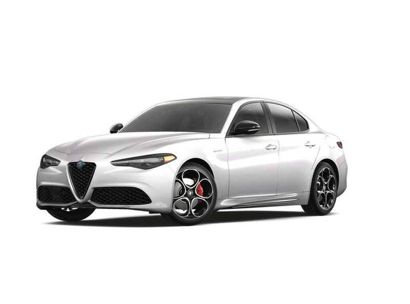2025 Alfa Romeo Giulia AwdImage 1