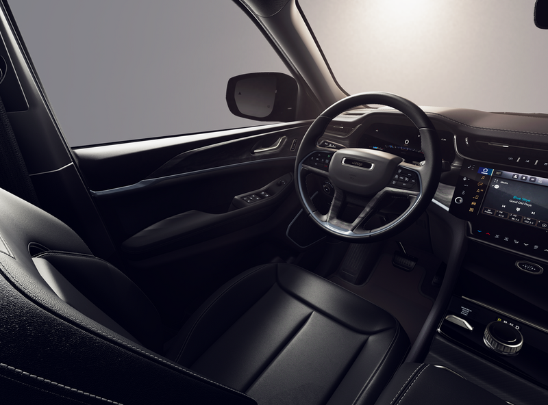 New 2026 Jeep Grand Cherokee Limited 4x4Image 8