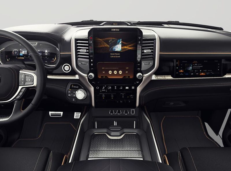 New 2027 RAM 1500 Tungsten Crew Cab 4x4 5