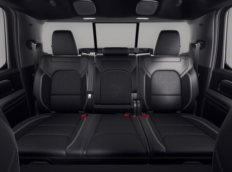 New 2027 RAM 1500 Rho Crew Cab 4x4 5
