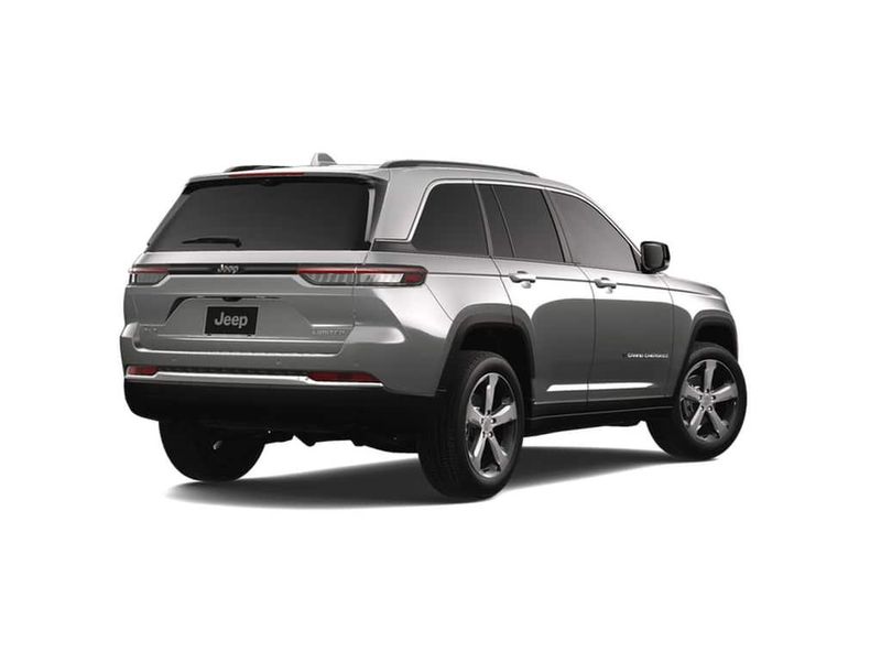2025 Jeep Grand Cherokee Limited 4x4Image 2