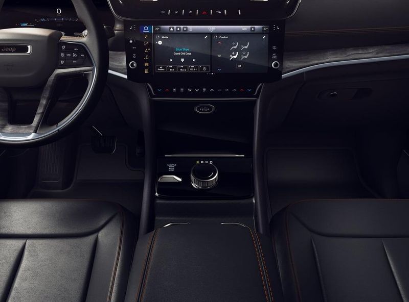 New 2026 Jeep Grand Cherokee 85th Anniversary Edition 4x4