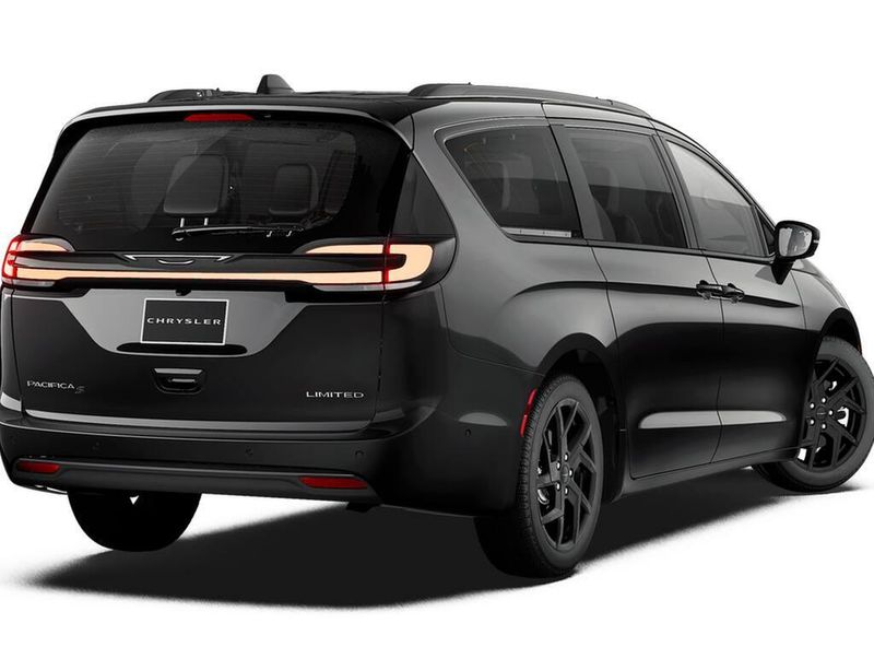 New 2027 Chrysler Pacifica Limited