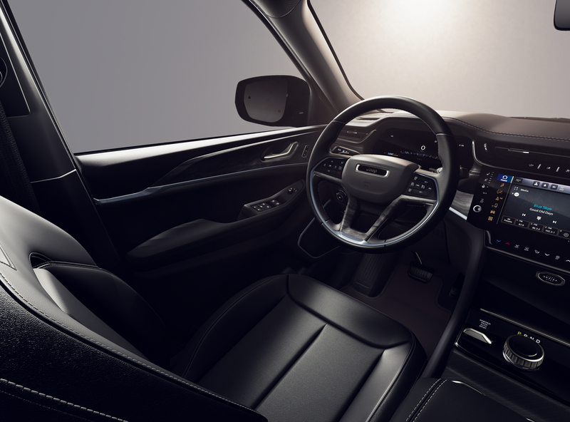 New 2026 Jeep Grand Cherokee Limited Reserve 4x4Image 8