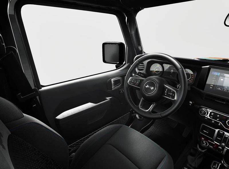 New 2027 Jeep Wrangler 4-door RewindImage 8