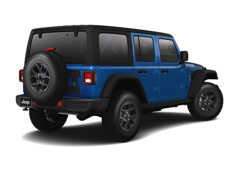 2025 Jeep Wrangler 4-DOOR WILLYSImage 2