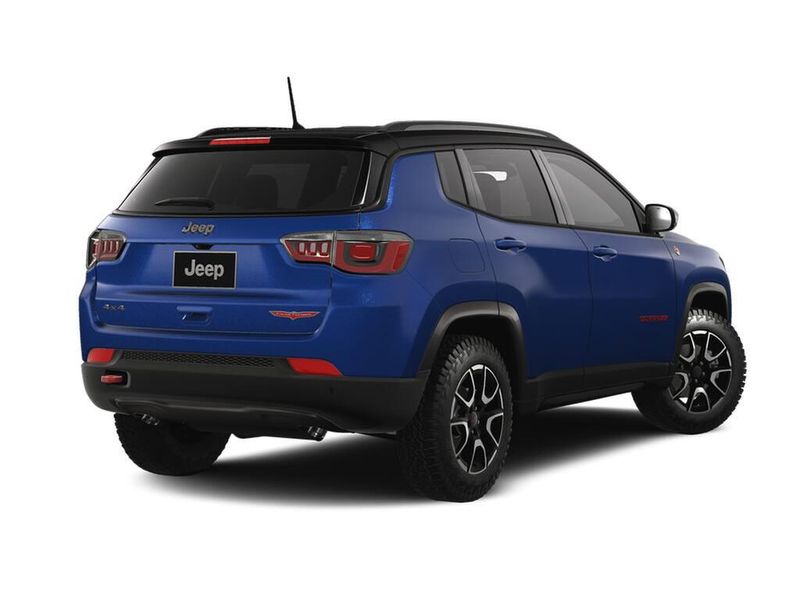 New 2026 Jeep Compass Trailhawk 4x4Image 2