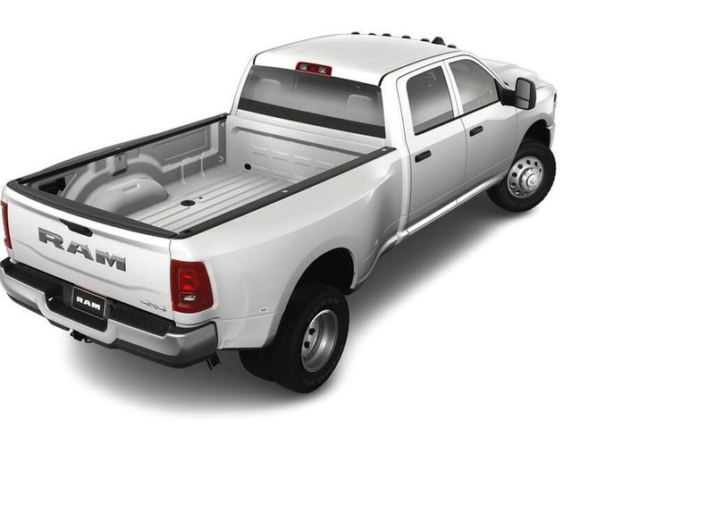 2025 RAM 3500 Tradesman Crew Cab 4x4 8