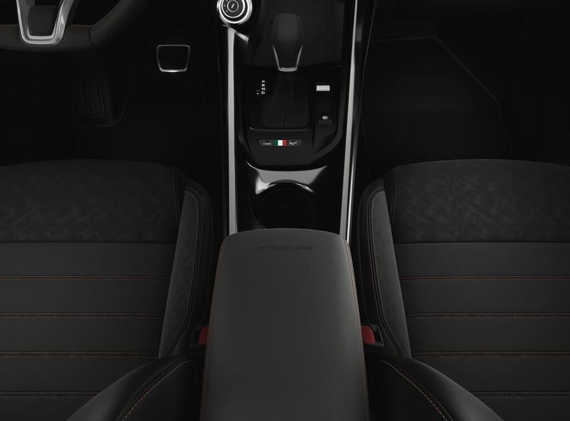 New 2025 Alfa Romeo Tonale Intensa AwdImage 4