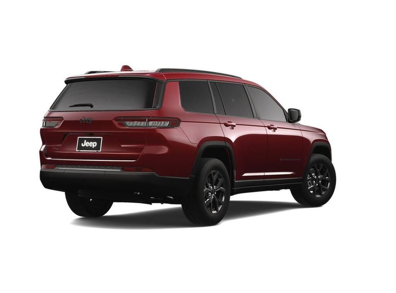 2025 Jeep Grand Cherokee L Altitude X 4x4Image 2