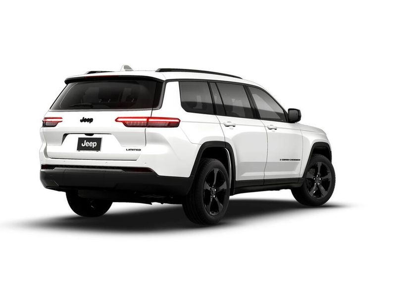 New 2026 Jeep Grand Cherokee L Limited 4x2Image 2