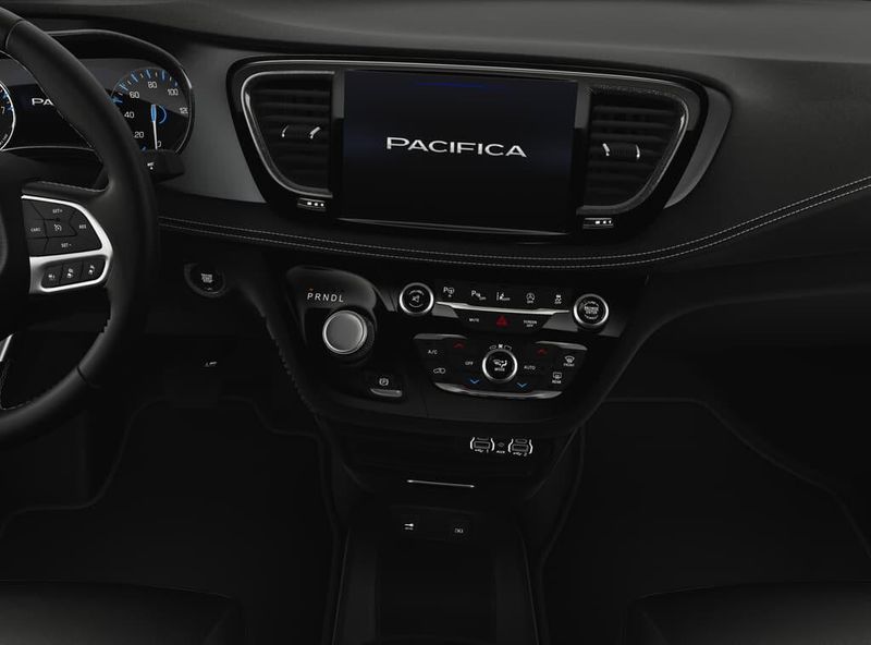 2025 Chrysler Pacifica SelectImage 5