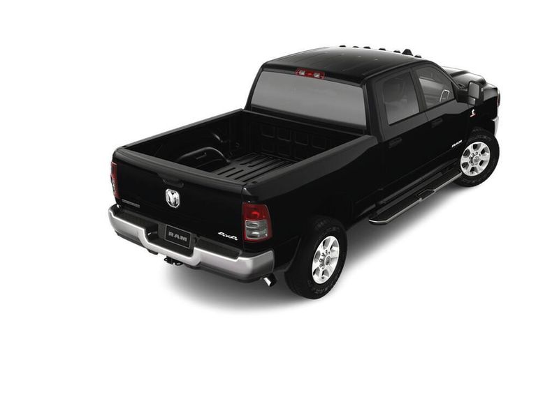 New 2023 RAM 2500 Big Horn Crew Cab 4x4 6