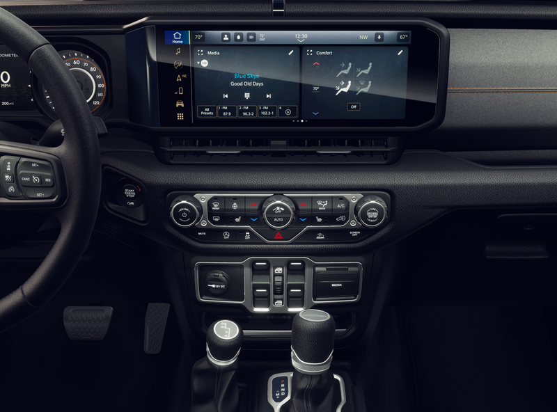 2026 Jeep Gladiator Sport S photo 3