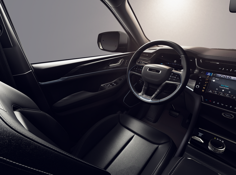 New 2026 Jeep Grand Cherokee Limited 4x4Image 8