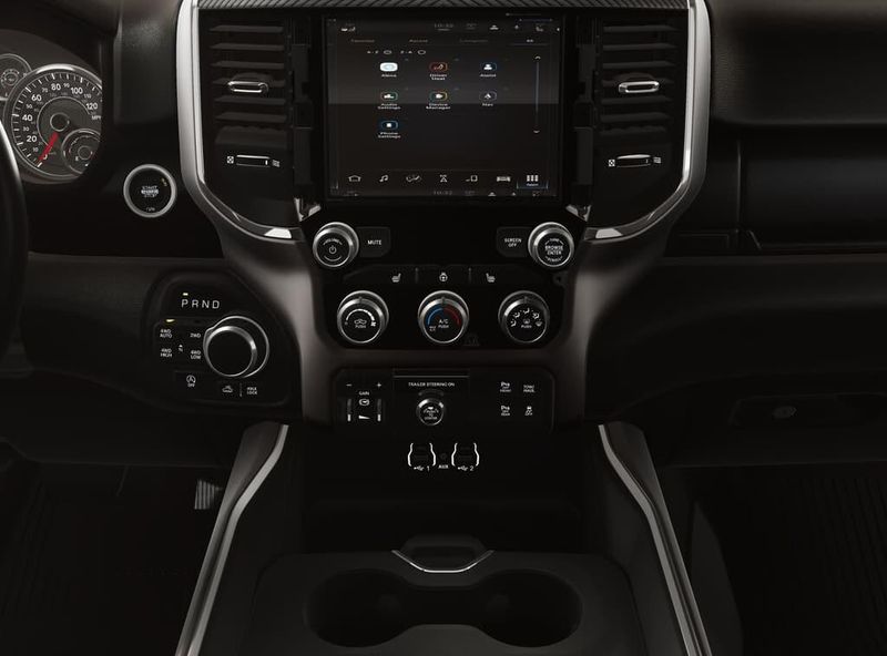 New 2026 RAM 1500 Big Horn Crew Cab 4x4 5'7' Box