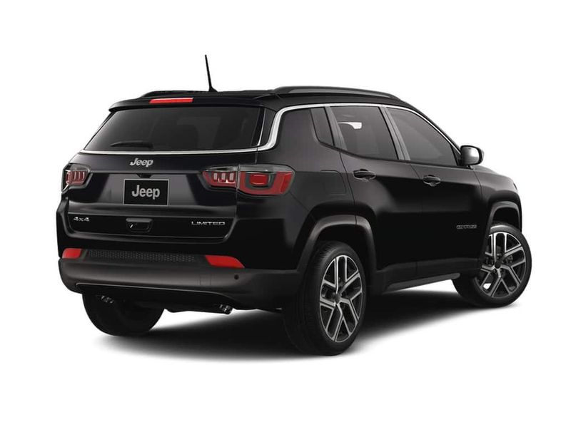 2025 Jeep Compass Limited 4x4Image 2