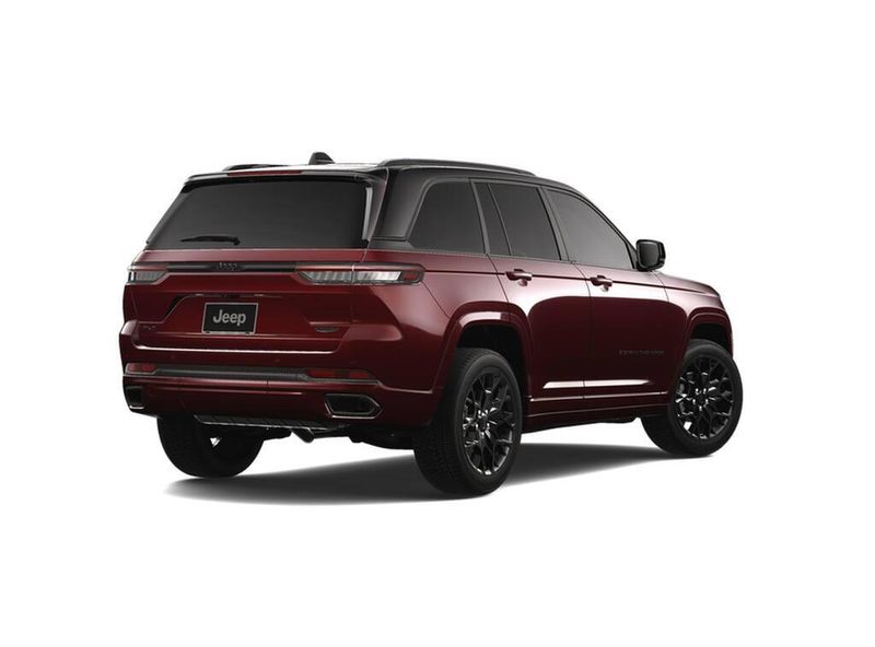 2025 Jeep Grand Cherokee Summit Reserve 4x4Image 2