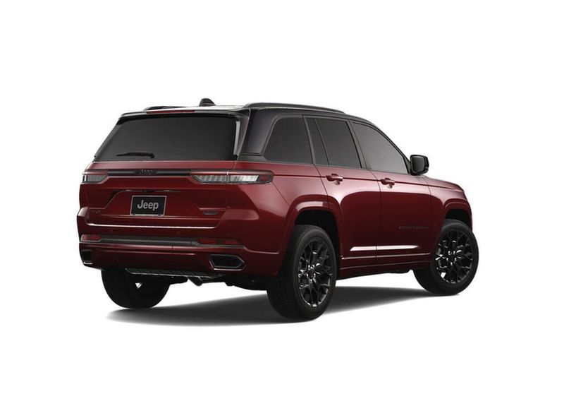 New 2025 Jeep Grand Cherokee Summit Reserve 4x4Image 2