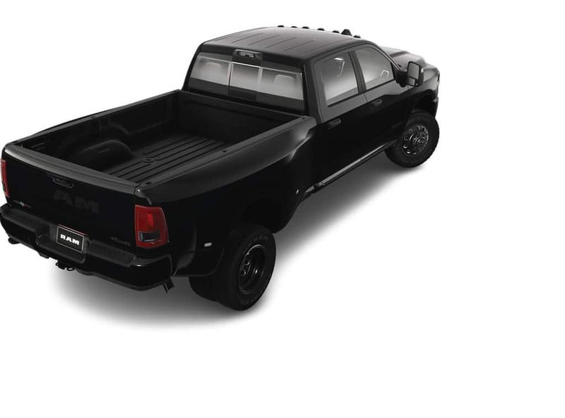 2025 RAM 3500 Lone Star Crew Cab 4x4 8