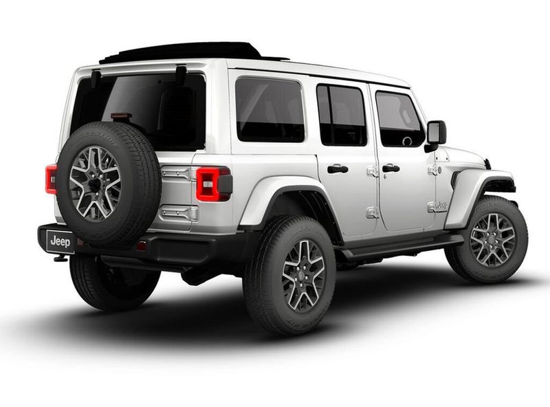 New 2026 Jeep Wrangler 4-door SaharaImage 2