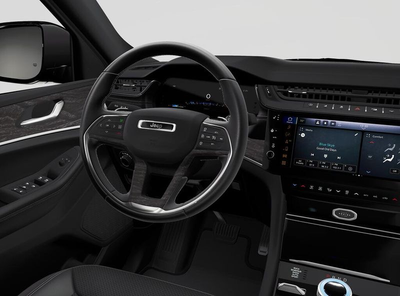 New 2027 Jeep Grand Cherokee L Laredo Altitude 4x4Image 9