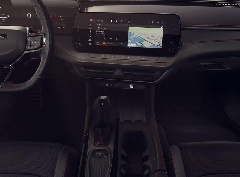 New 2026 Dodge Charger R/T Plus 2-door AwdImage 5