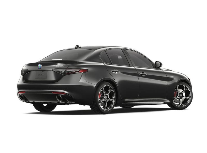 New 2025 Alfa Romeo Giulia RwdImage 2