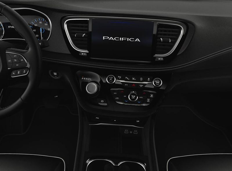 2025 Chrysler Pacifica LimitedImage 5