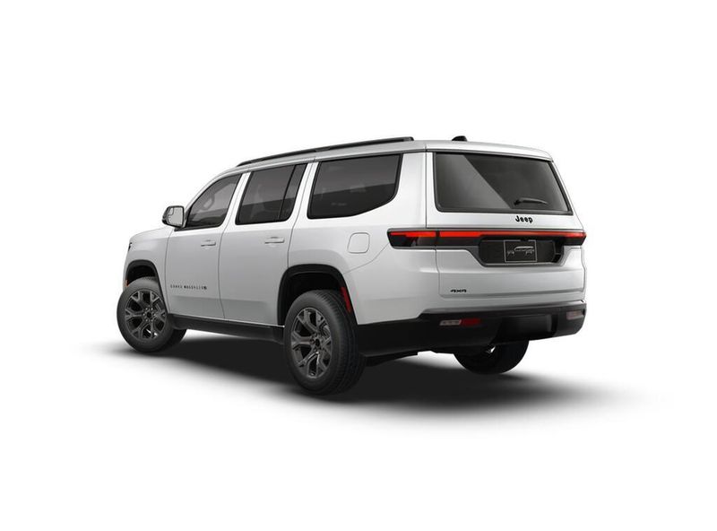 2026 Jeep Grand Grand Wagoneer Wagoneer Limited Altitude 4x4Image 2