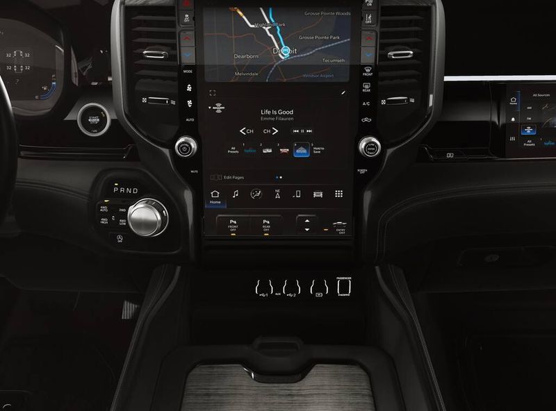New 2026 RAM 1500 Limited Crew Cab 4x4 5