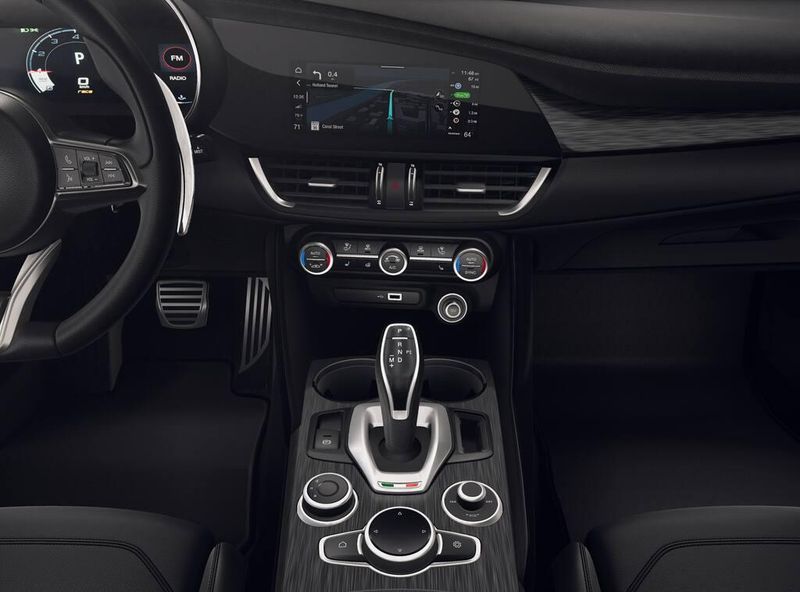 New 2026 Alfa Romeo GiuliaImage 5