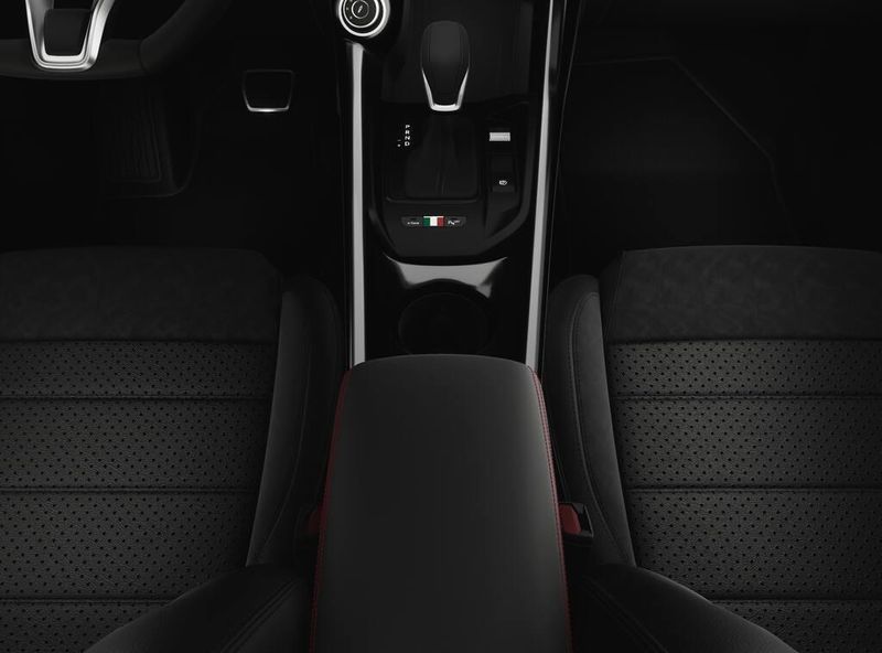 2024 Alfa Romeo Tonale EawdImage 4