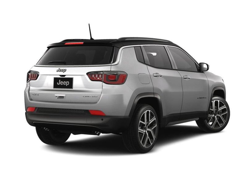 2025 Jeep Compass Limited photo 2