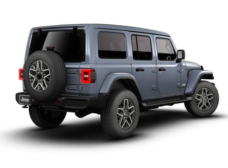 New 2026 Jeep Wrangler 4-door SaharaImage 2