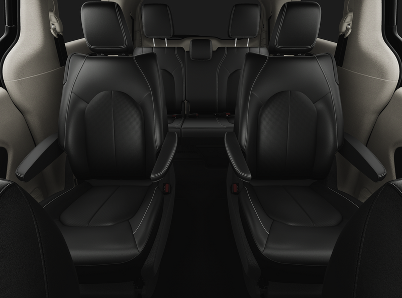2024 Chrysler Pacifica Hybrid photo 3